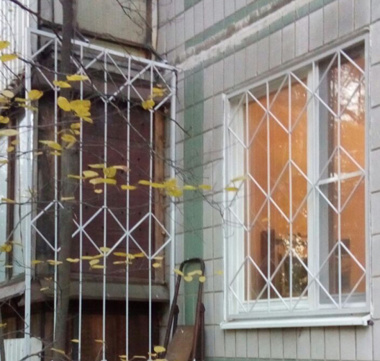 Решётка на окно сварная 1-81