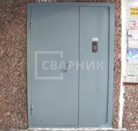 Дверь в подъезд со стеклом ПД-49 — фото 2