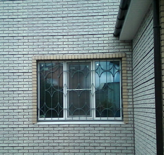 Решётка на окно сварная 1-46